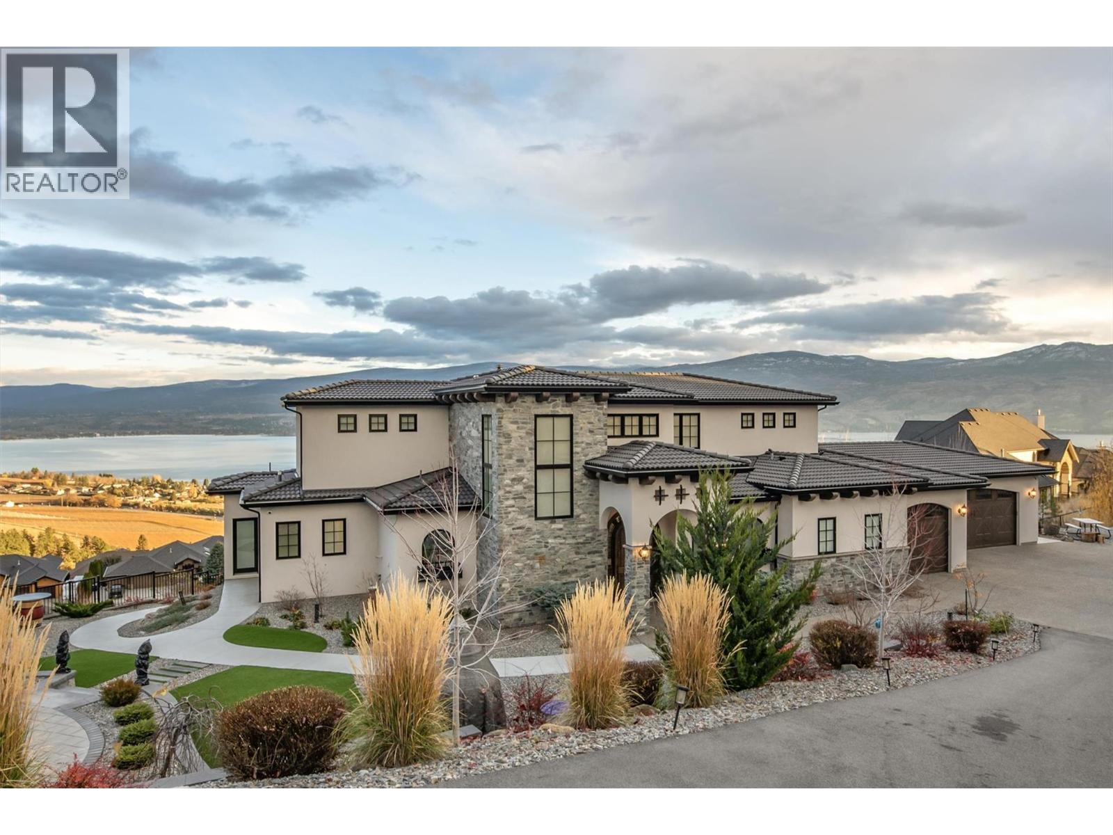 3279 Vineyard View Drive