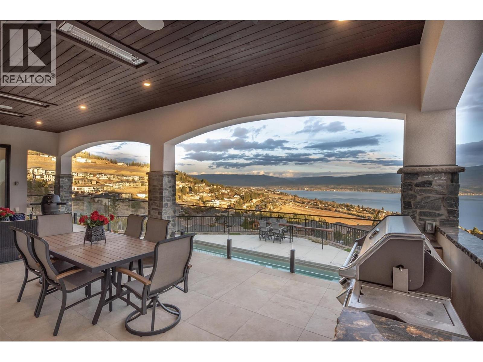 3279 Vineyard View Drive