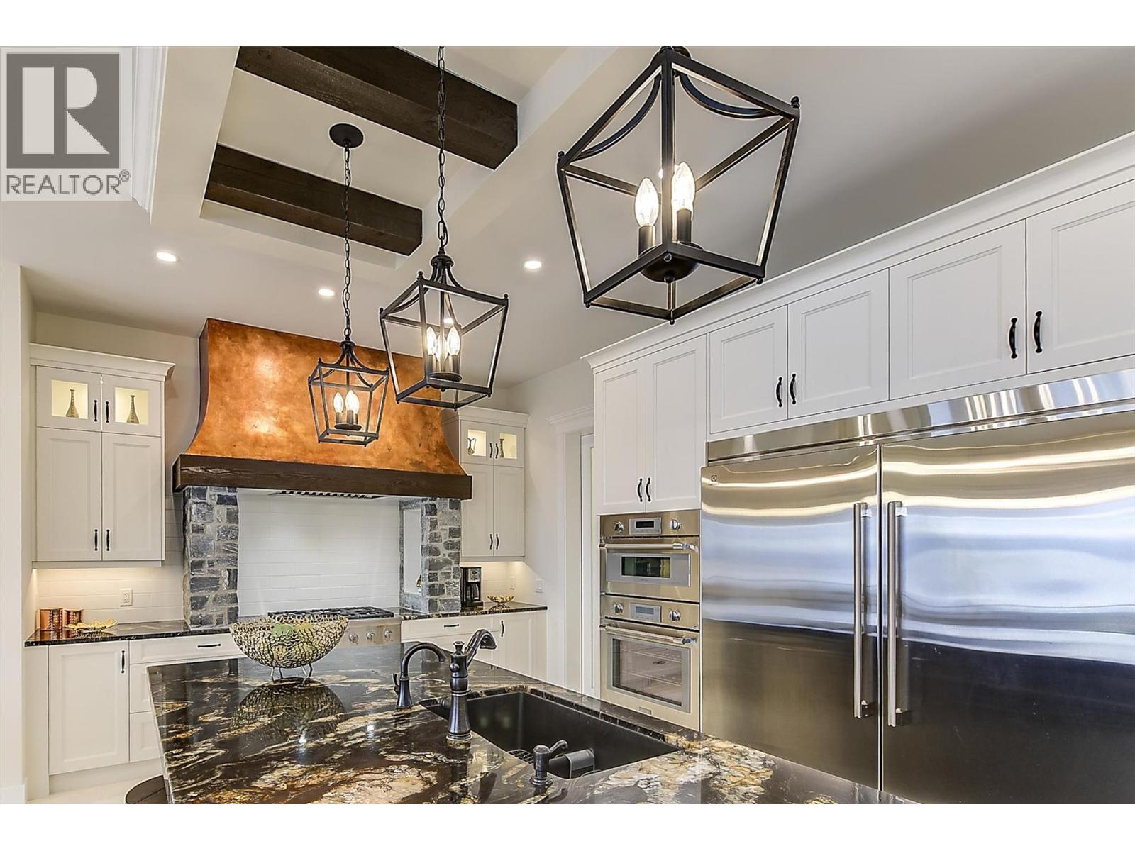 3279 Vineyard View Drive