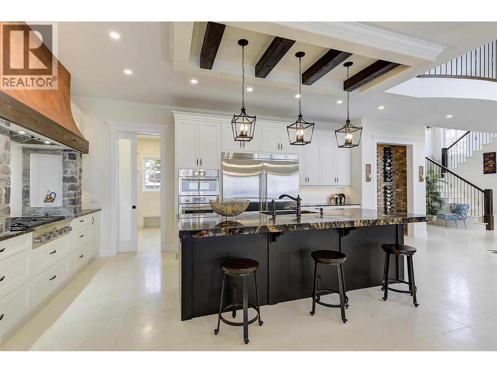 3279 Vineyard View Drive