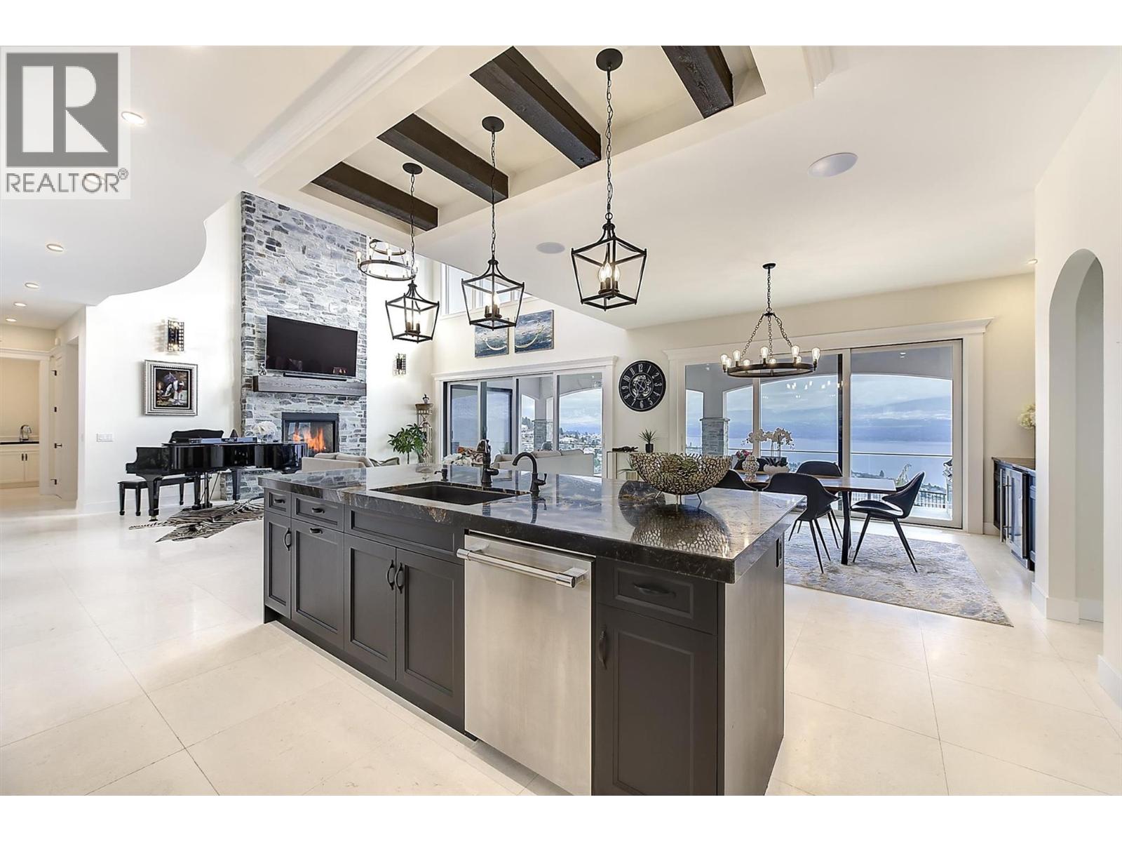 3279 Vineyard View Drive