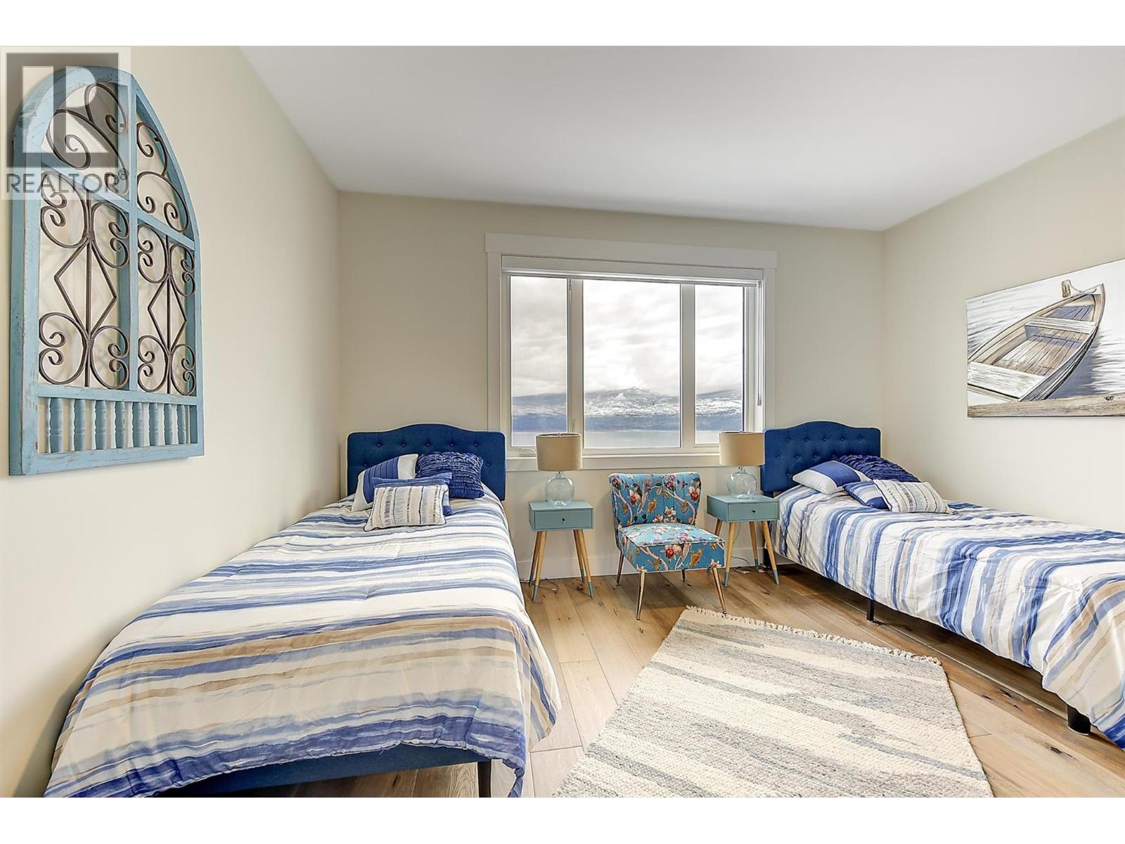 3279 Vineyard View Drive
