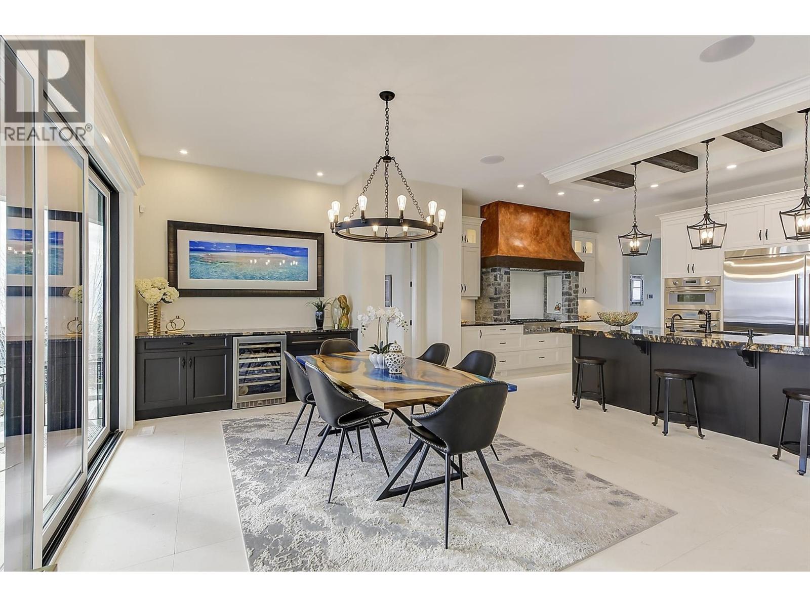 3279 Vineyard View Drive