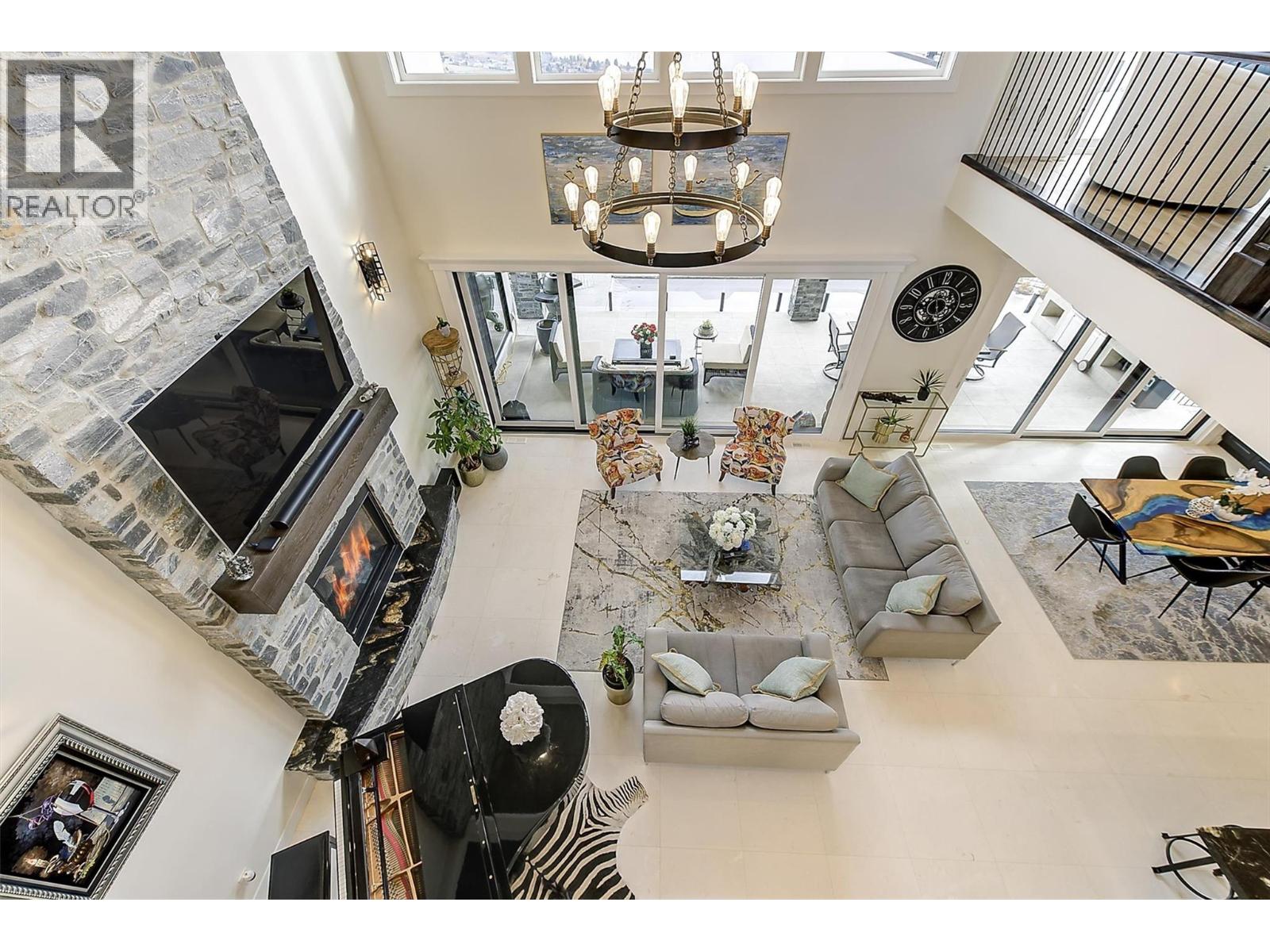 3279 Vineyard View Drive