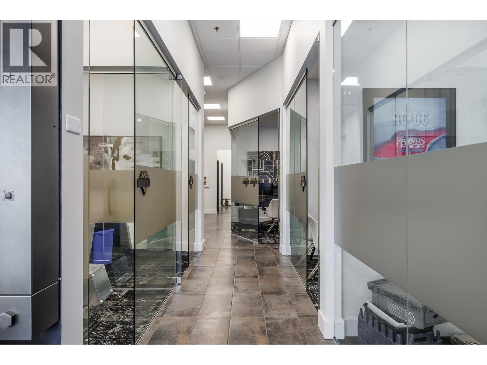 525 97 S Highway Unit# 200