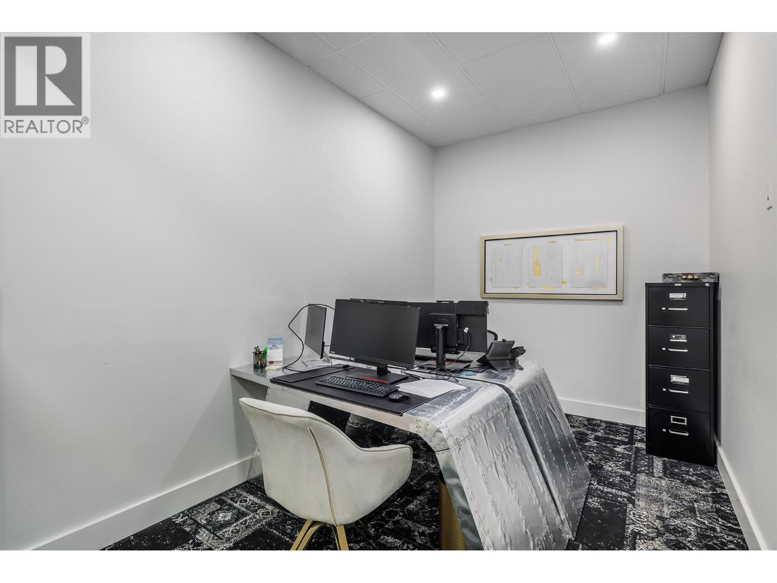 525 97 S Highway Unit# 200