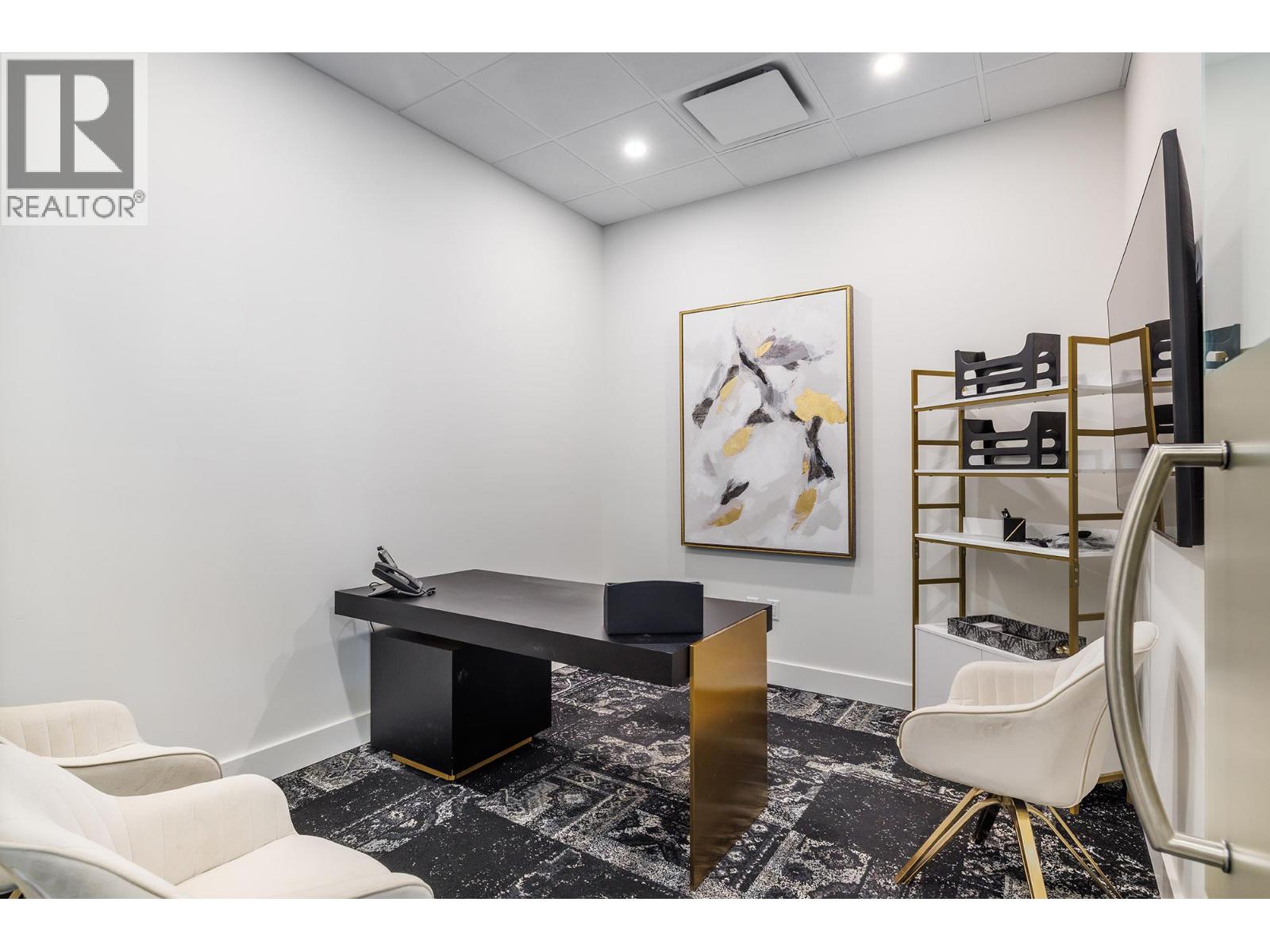525 97 S Highway Unit# 200