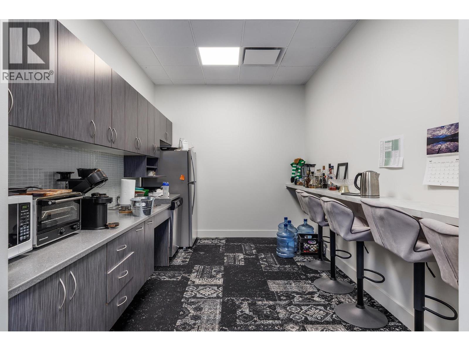 525 97 S Highway Unit# 200