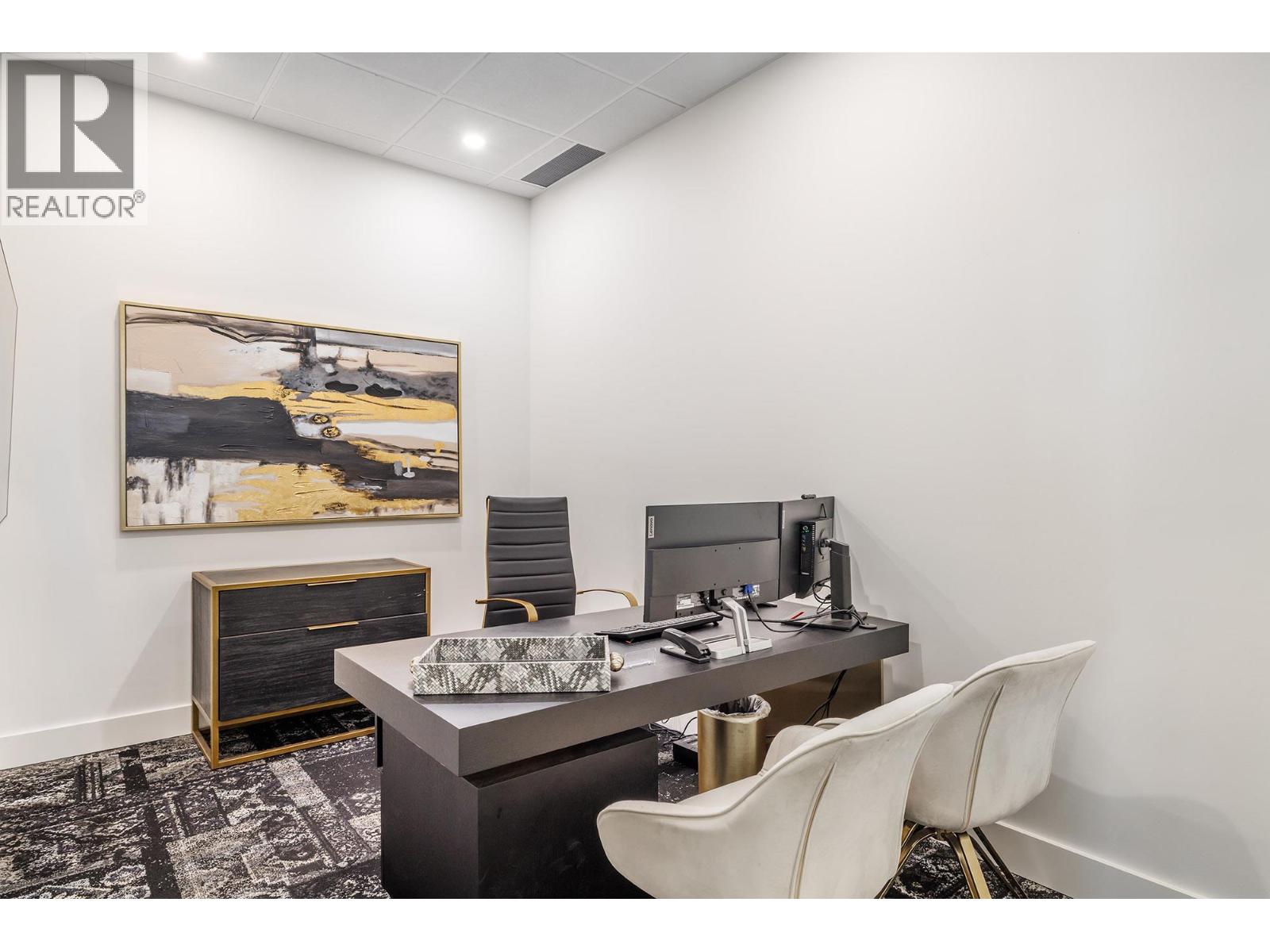 525 97 S Highway Unit# 200