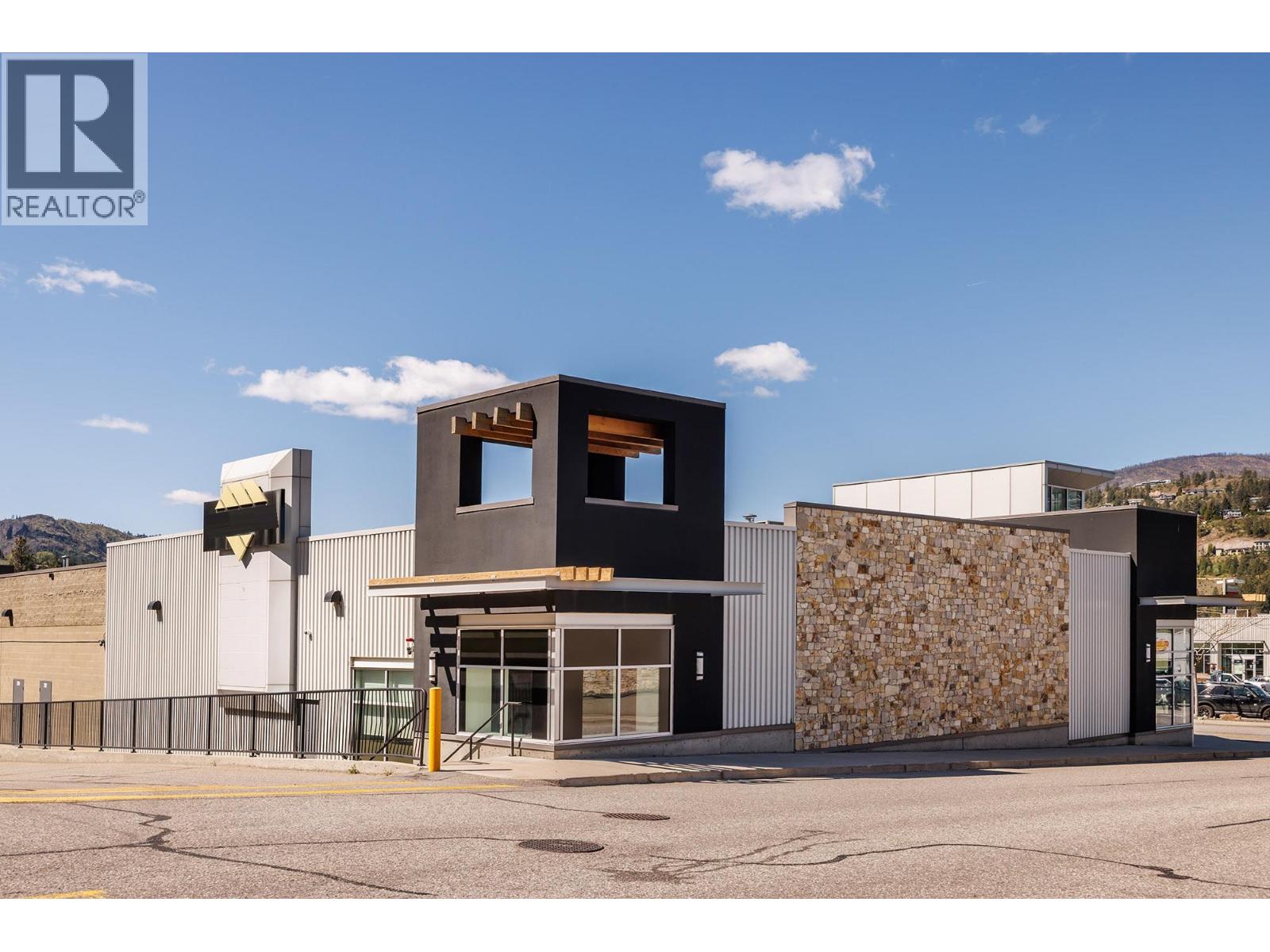 525 97 S Highway Unit# 200