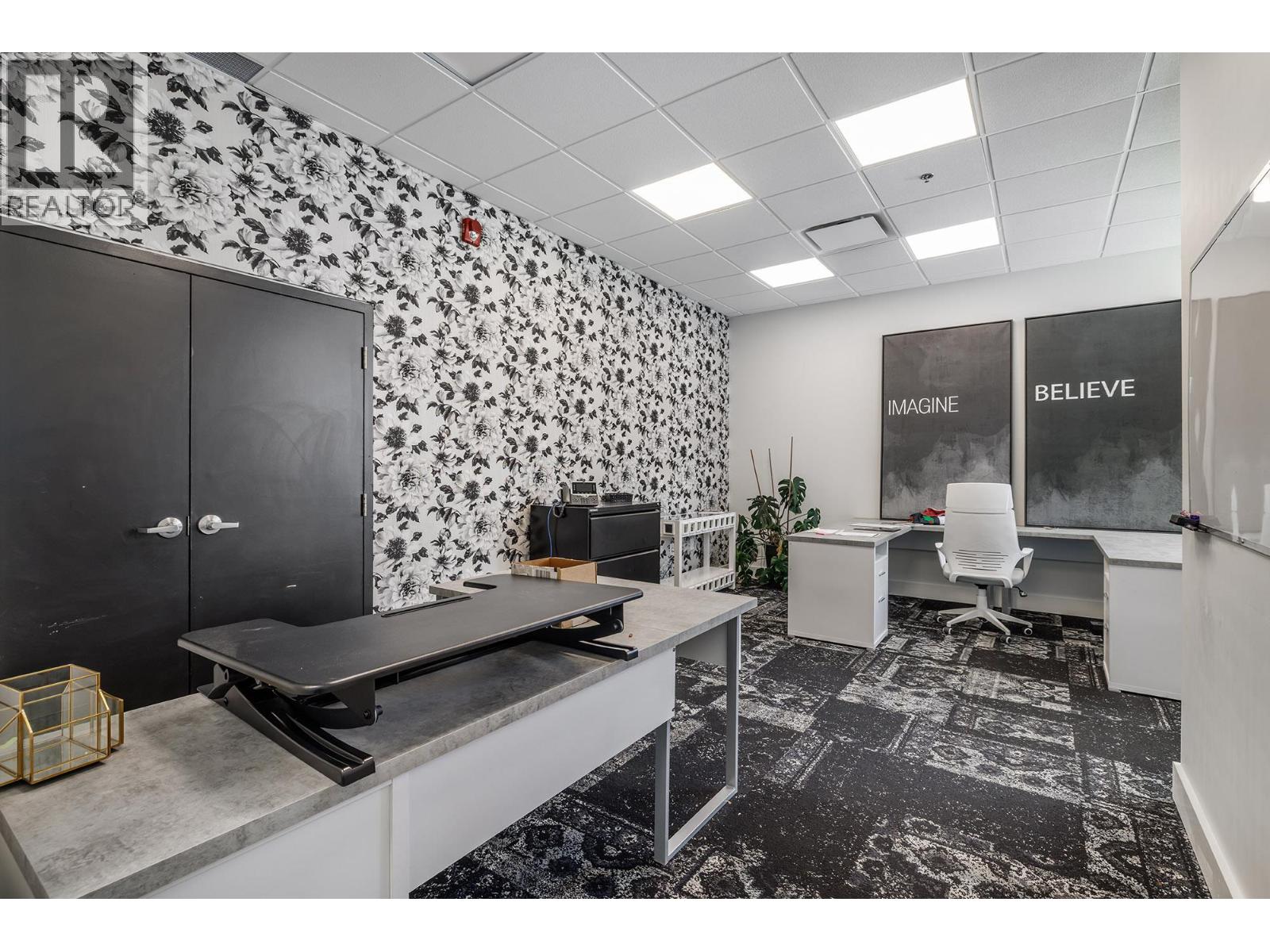 525 97 S Highway Unit# 200