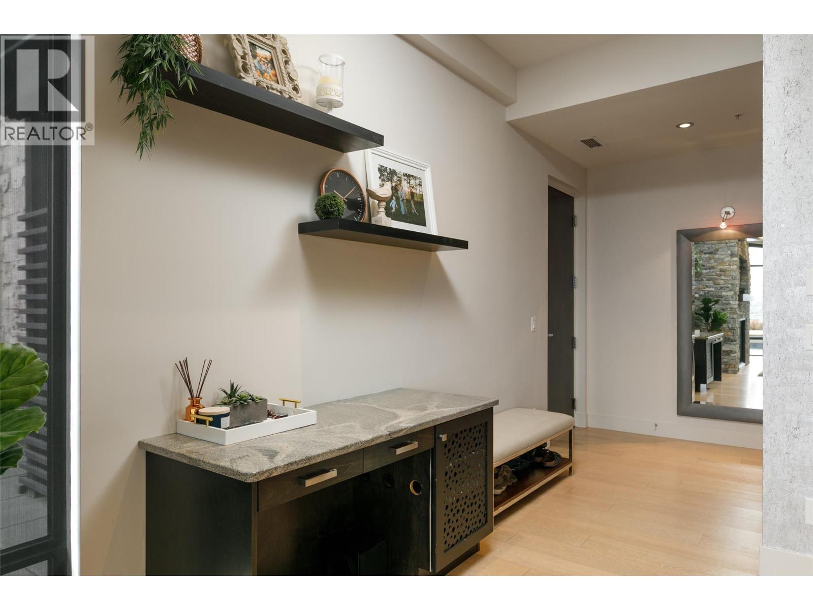 550 West Avenue Unit# 501