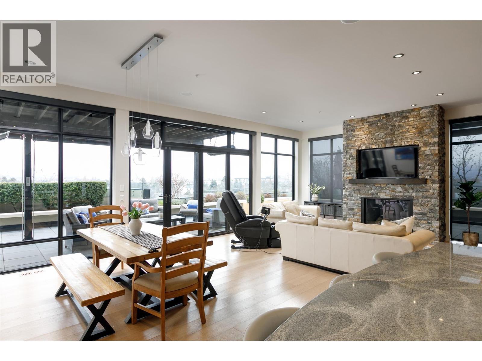 550 West Avenue Unit# 501