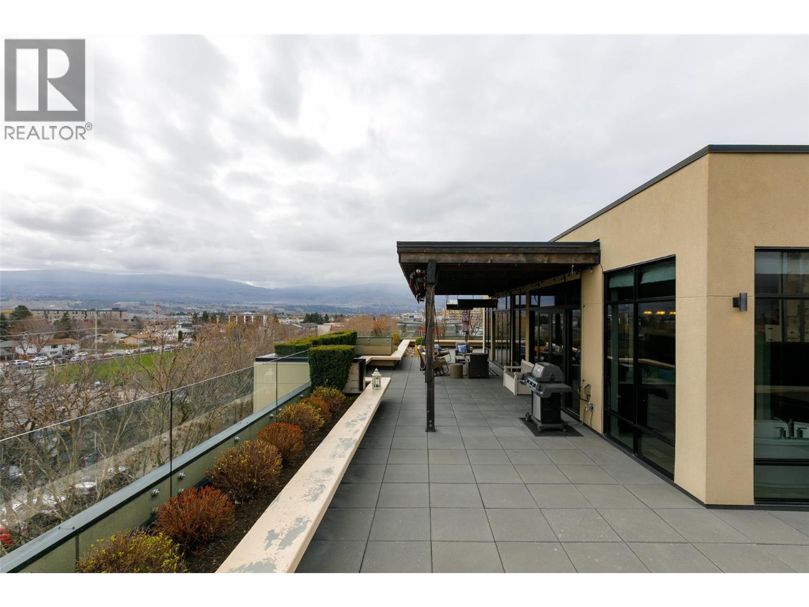550 West Avenue Unit# 501