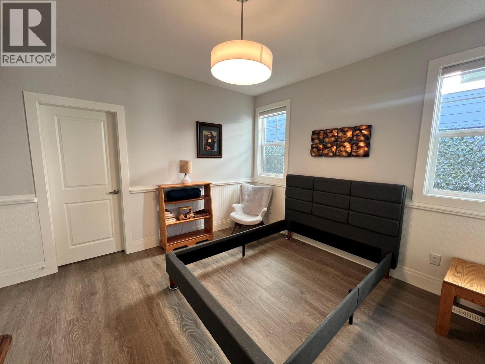 3369 Hawks Crescent
