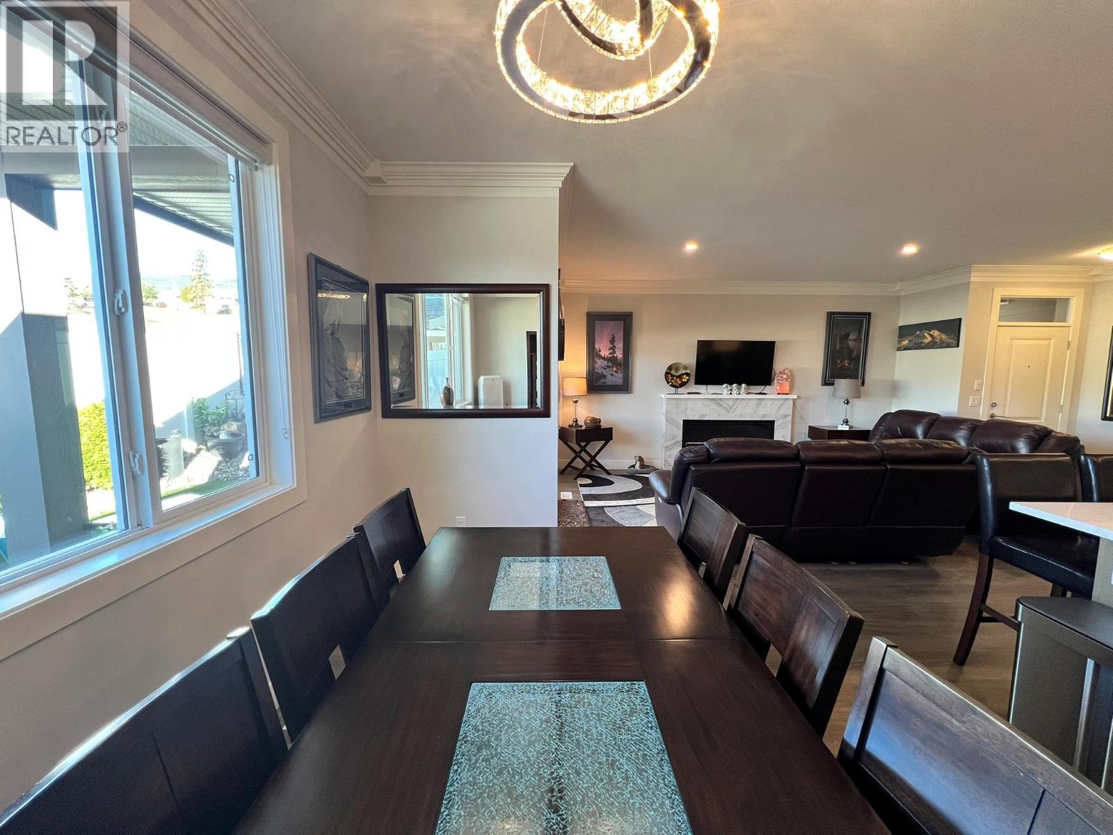 3369 Hawks Crescent