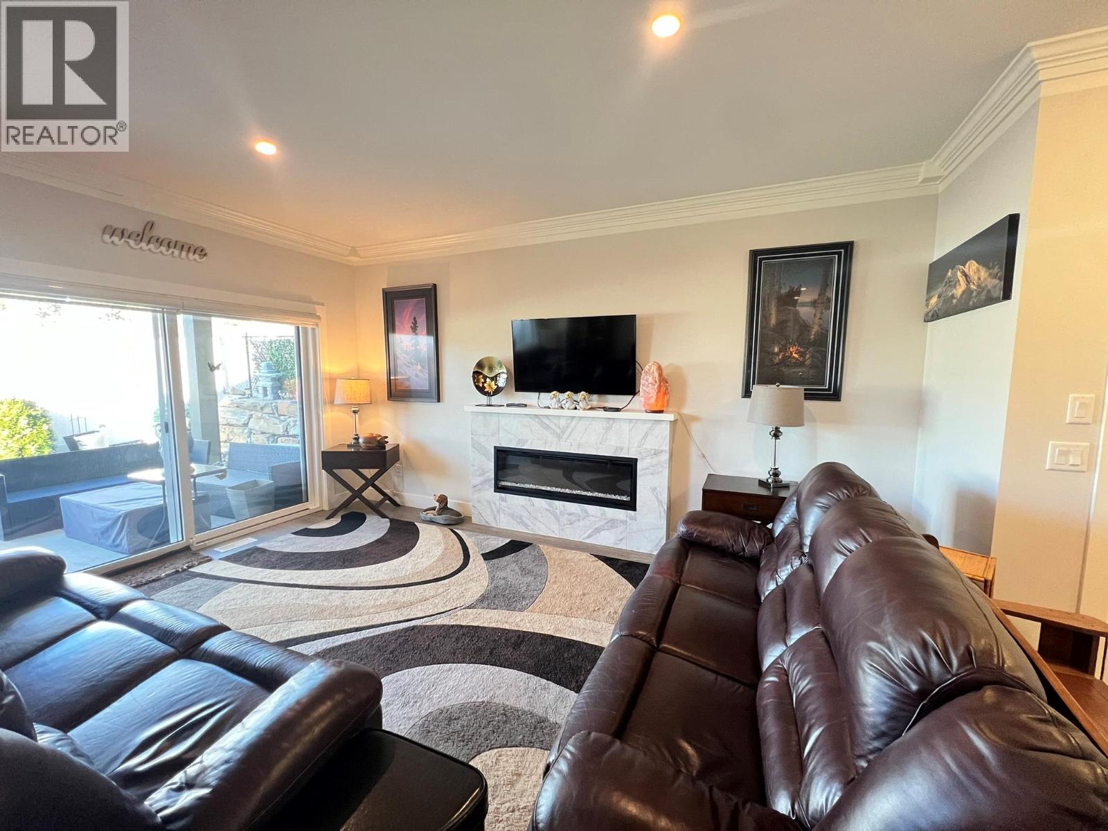 3369 Hawks Crescent