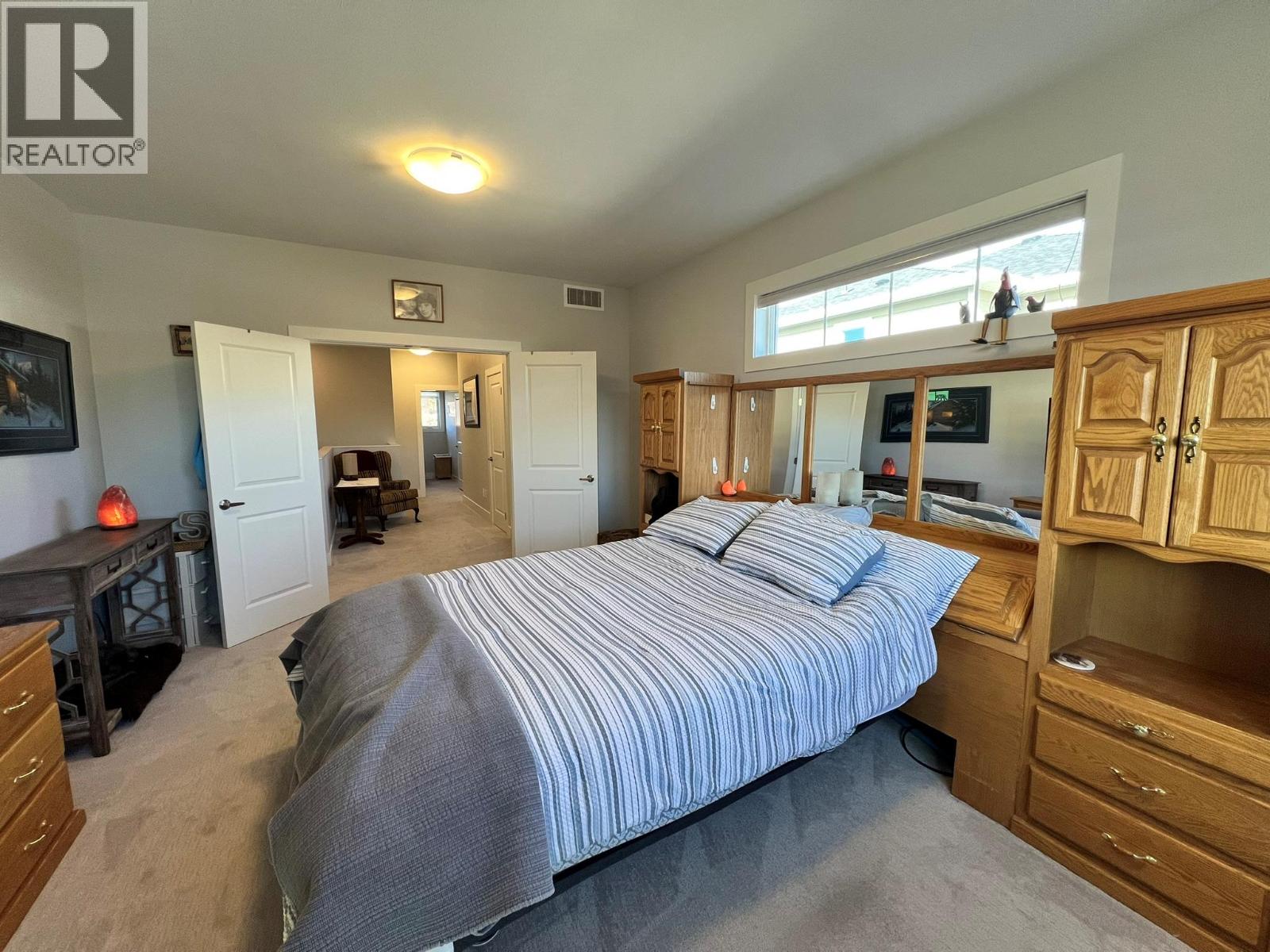 3369 Hawks Crescent