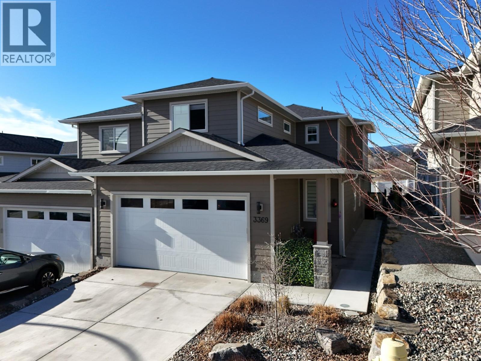 3369 Hawks Crescent