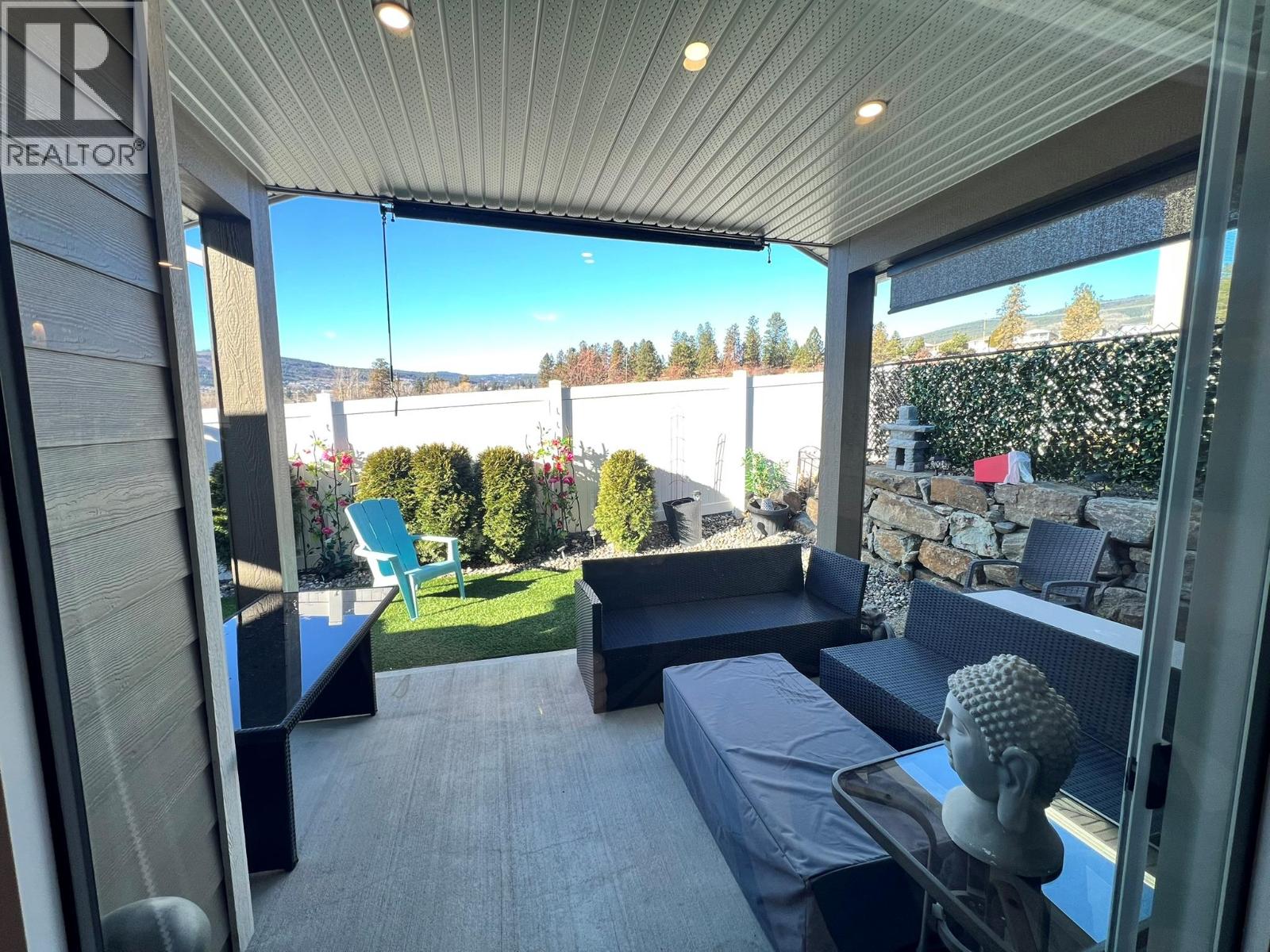 3369 Hawks Crescent