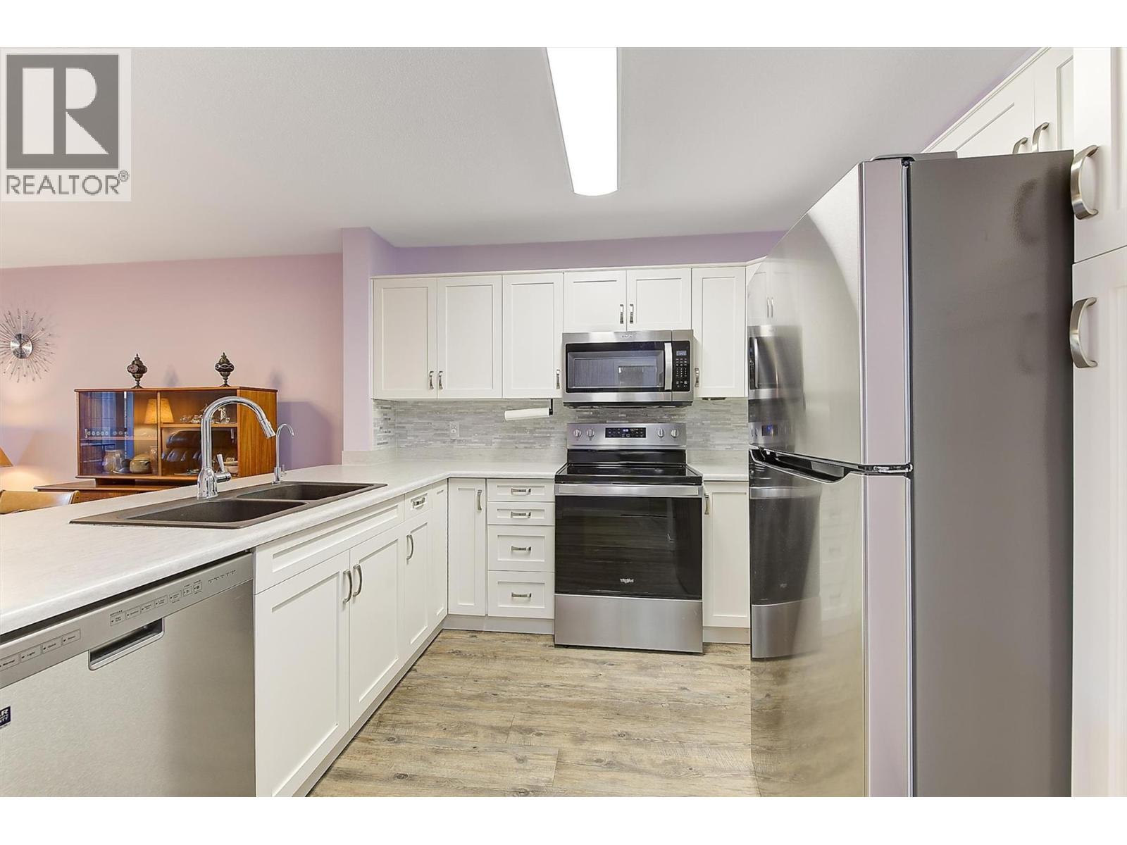 3890 Brown Road Unit# 215