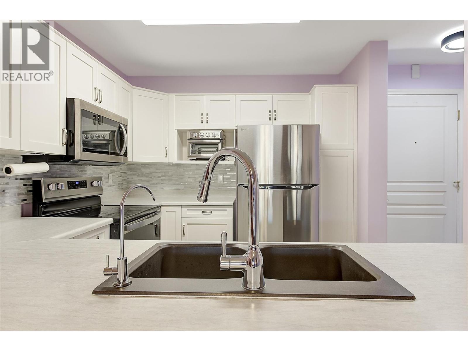 3890 Brown Road Unit# 215