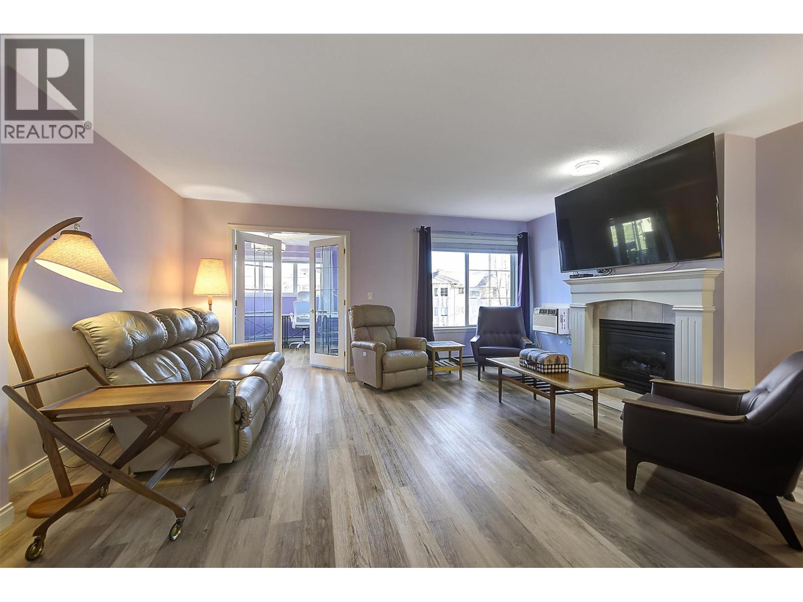3890 Brown Road Unit# 215