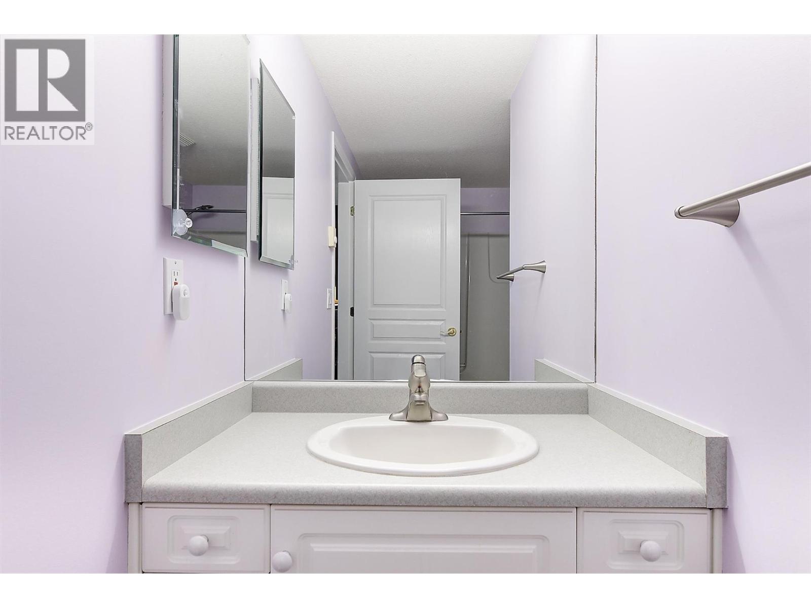 3890 Brown Road Unit# 215