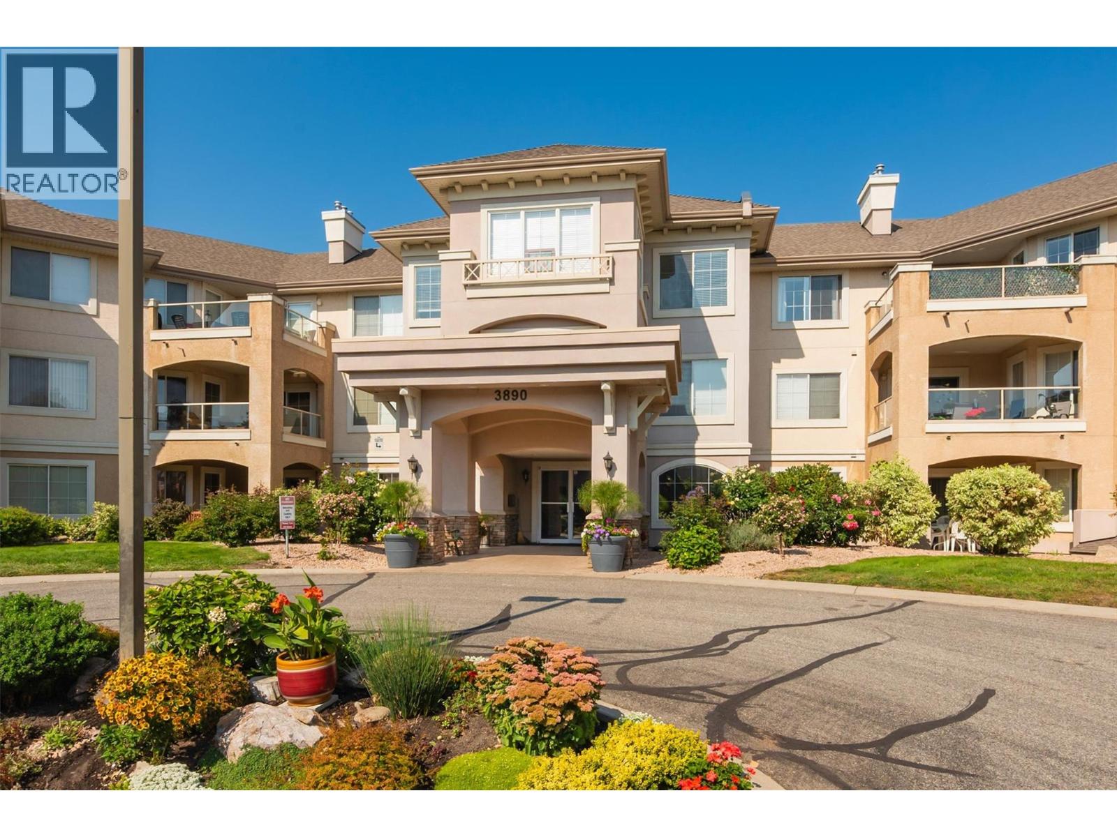 3890 Brown Road Unit# 215