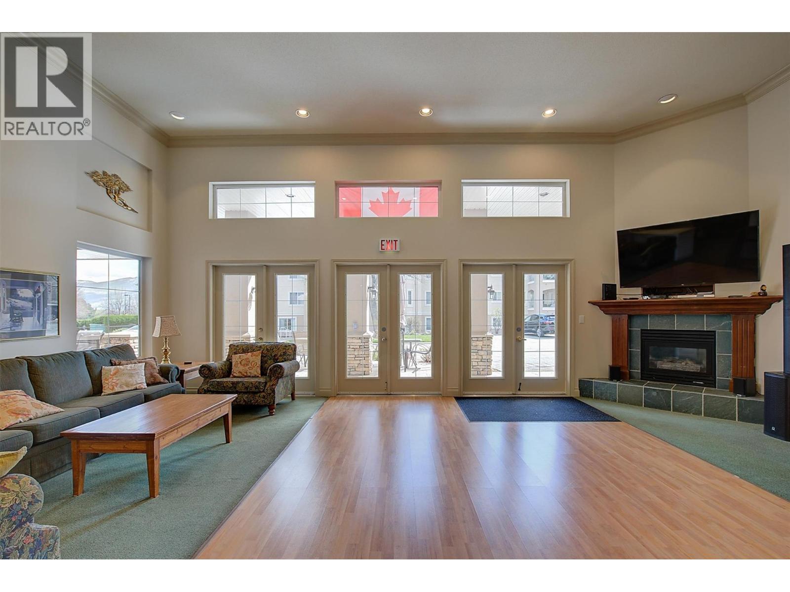 3890 Brown Road Unit# 215