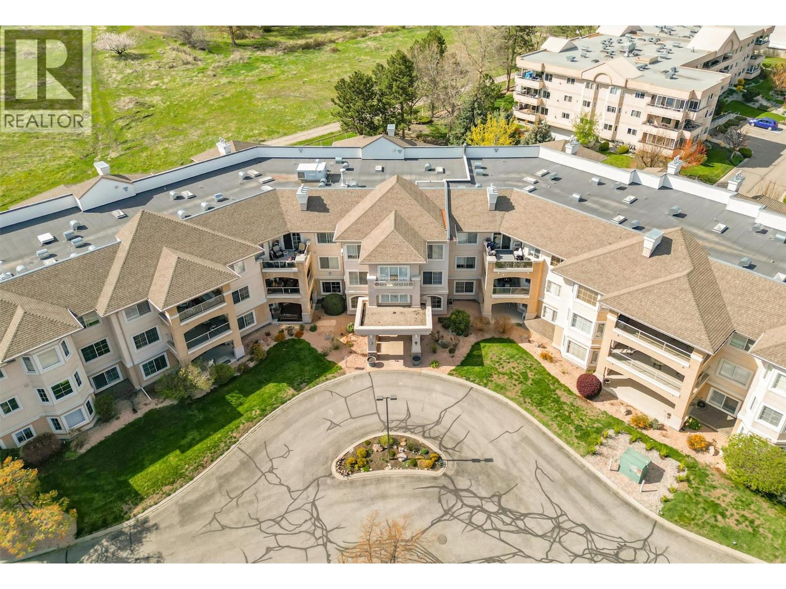 3890 Brown Road Unit# 215