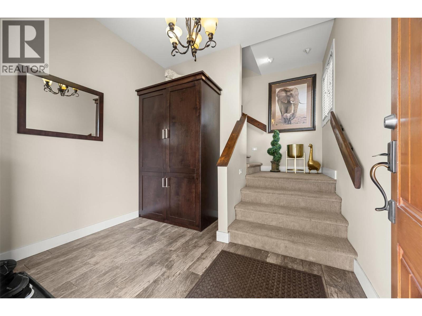 1618 Huckleberry Road