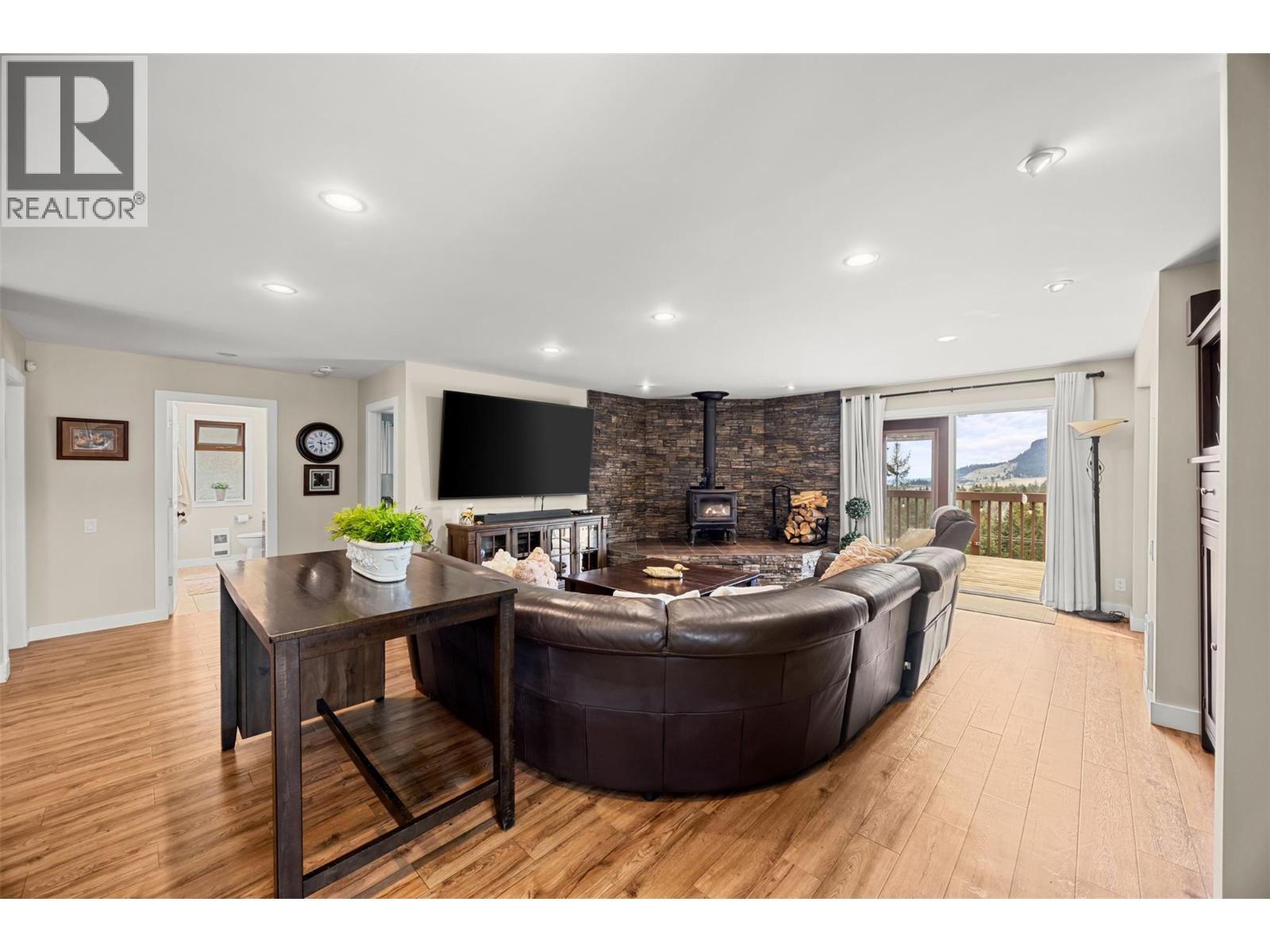 1618 Huckleberry Road