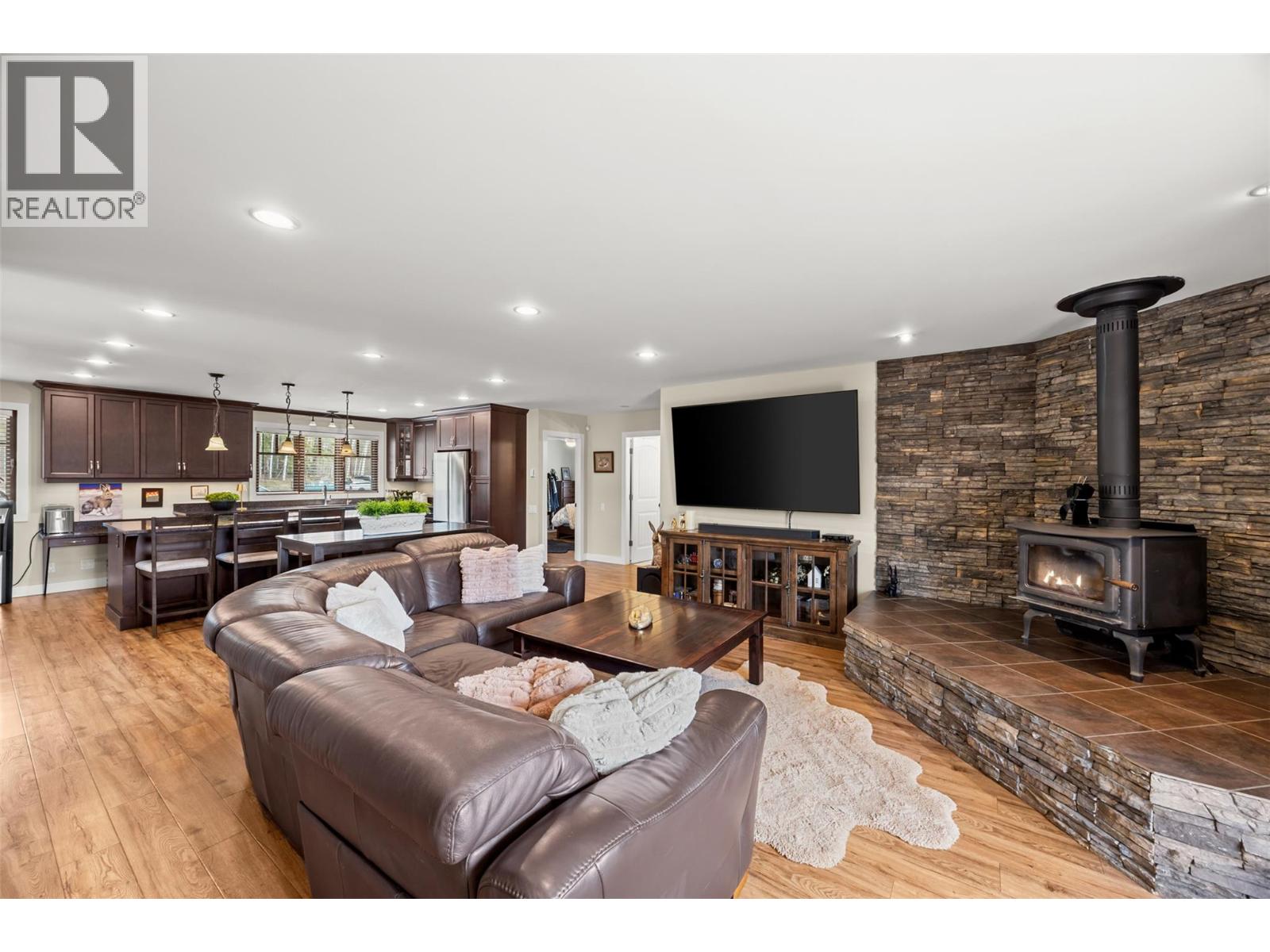 1618 Huckleberry Road