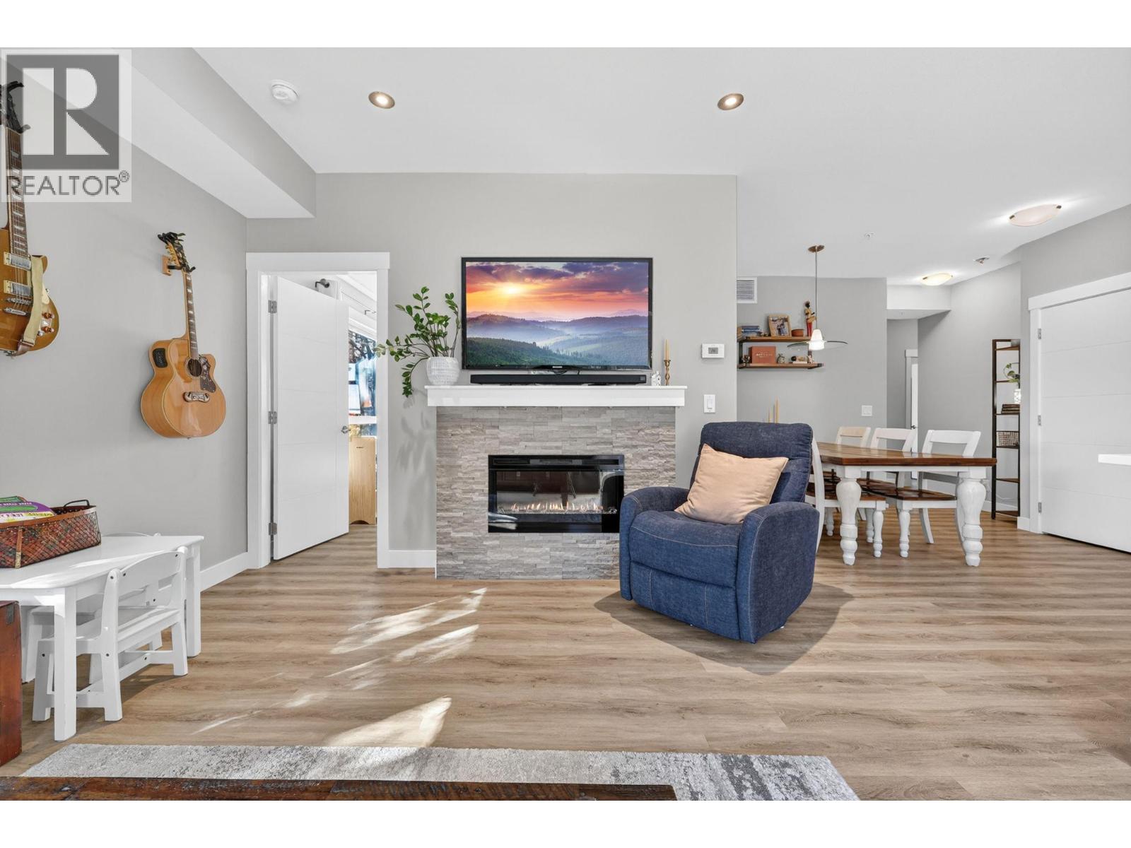 1883 Water Street Unit# 108