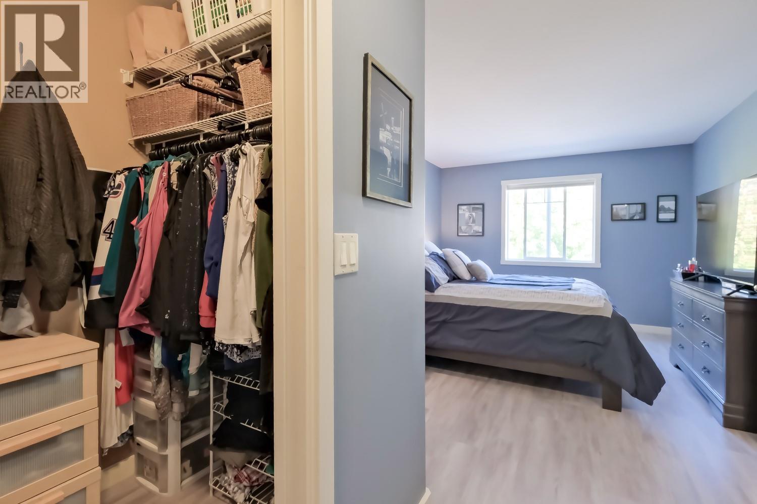 2175 Shannon Ridge Drive Unit# 2
