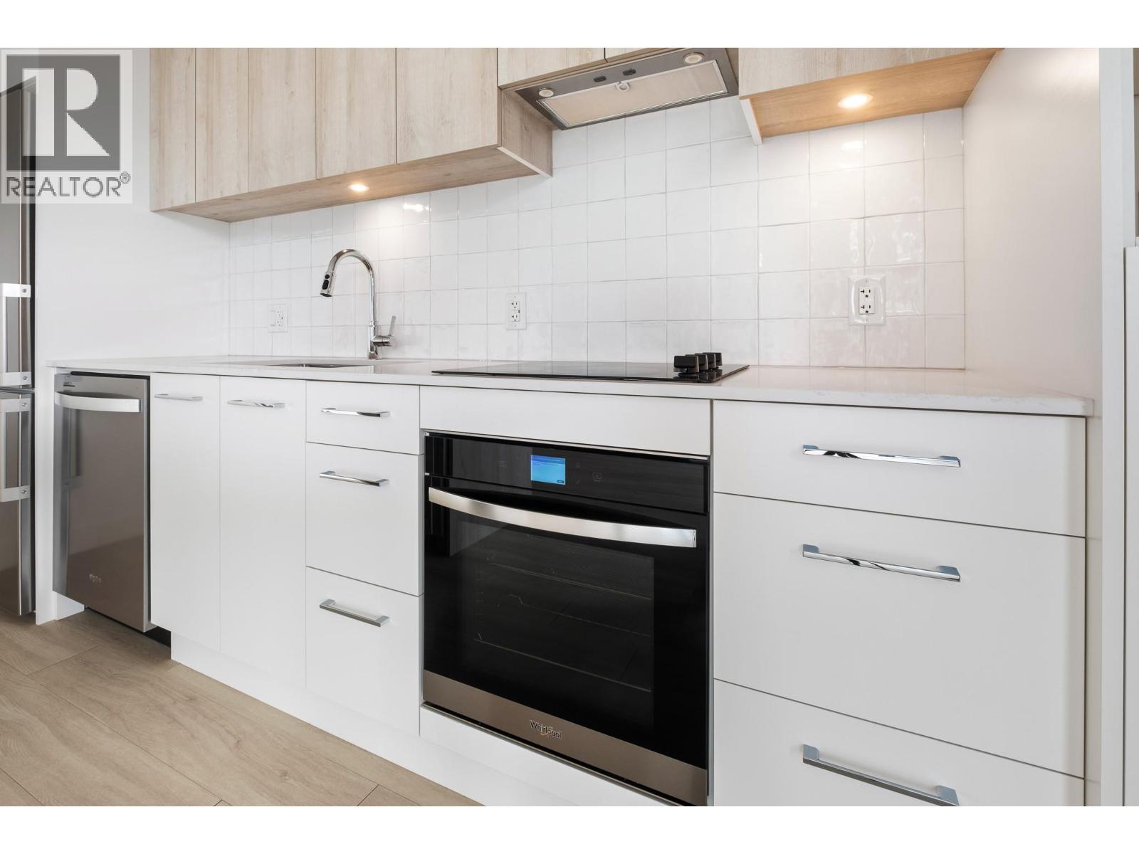 3699 Capozzi Road Unit# 401