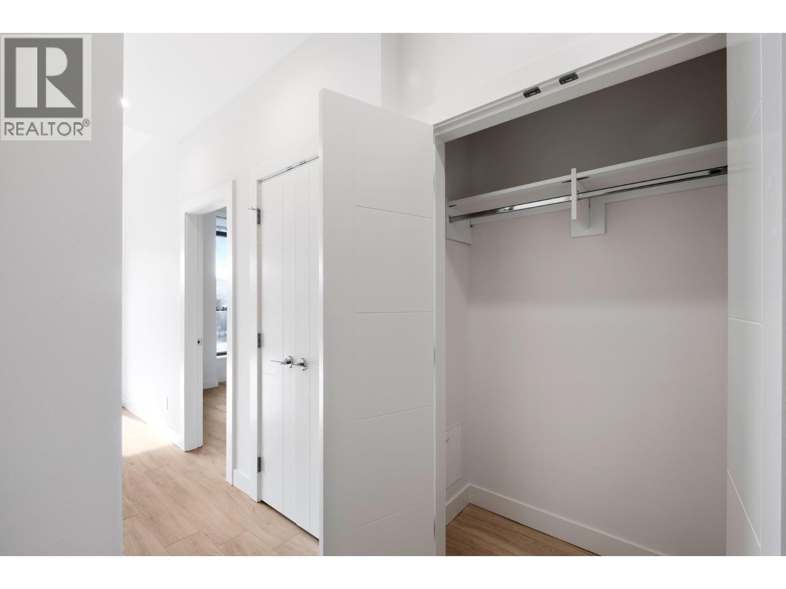 3699 Capozzi Road Unit# 401