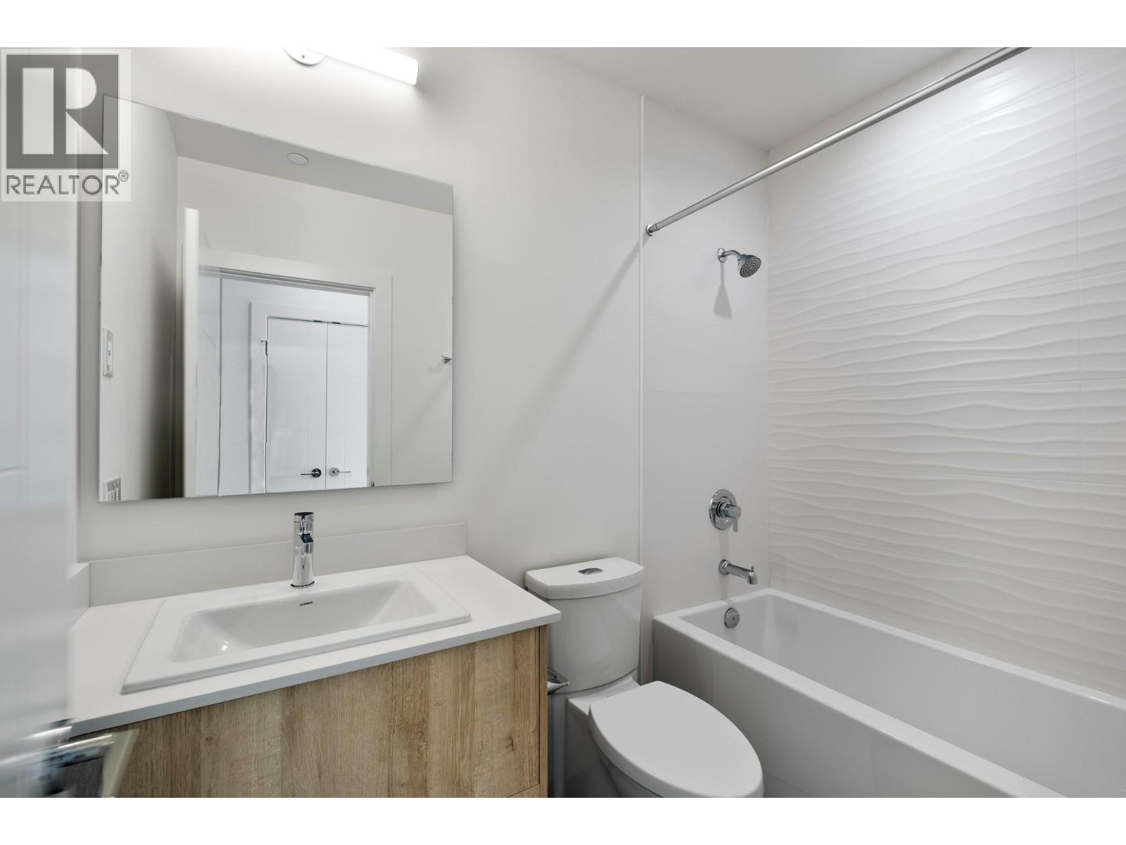 3699 Capozzi Road Unit# 401