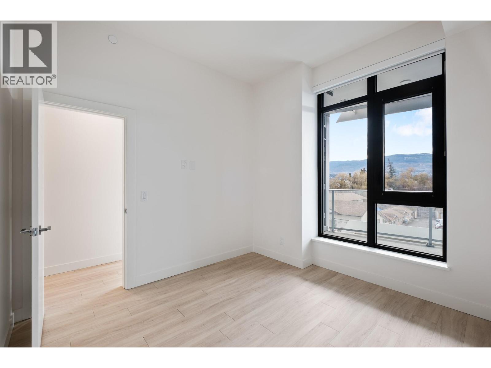 3699 Capozzi Road Unit# 401