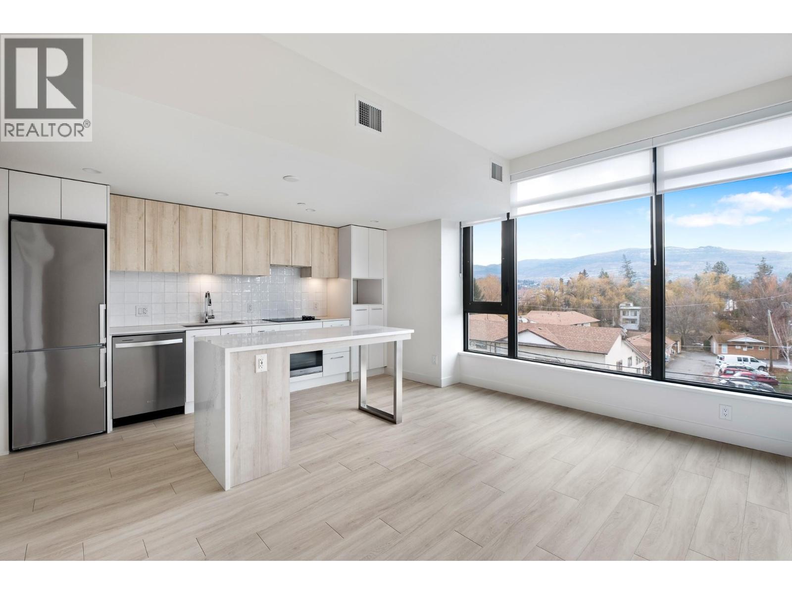 3699 Capozzi Road Unit# 401