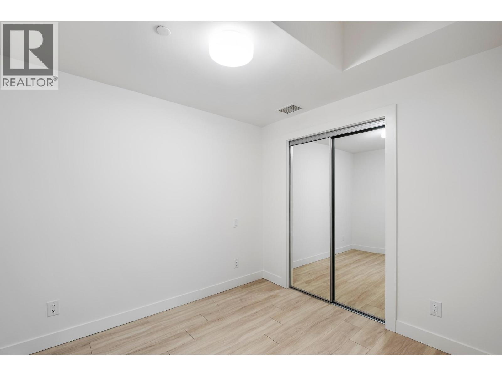 3699 Capozzi Road Unit# 401