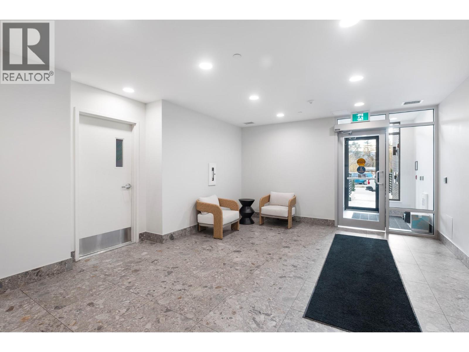 3699 Capozzi Road Unit# 401