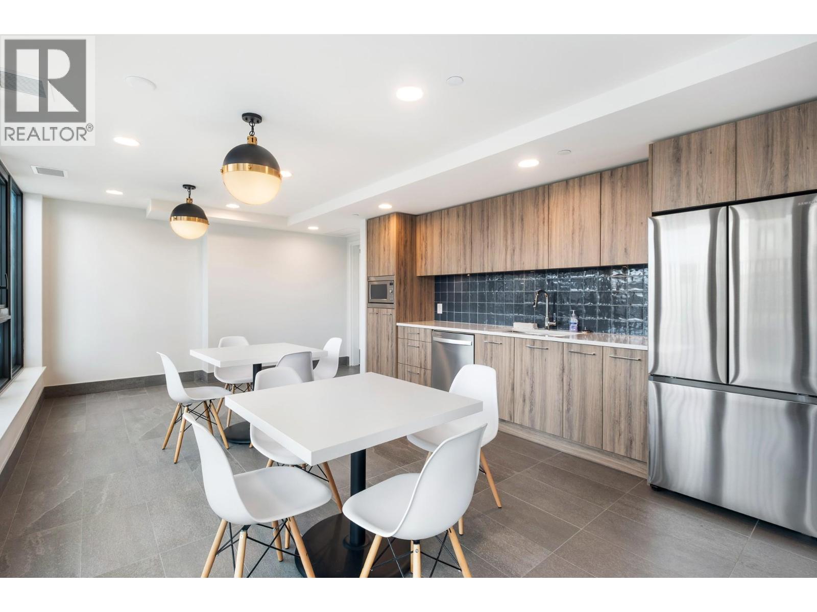 3699 Capozzi Road Unit# 401