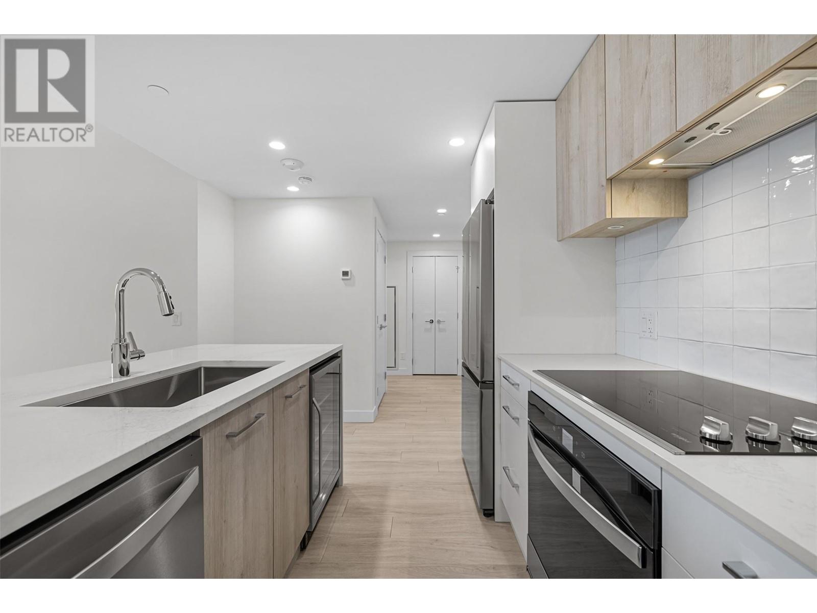 3699 Capozzi Road Unit# 1106