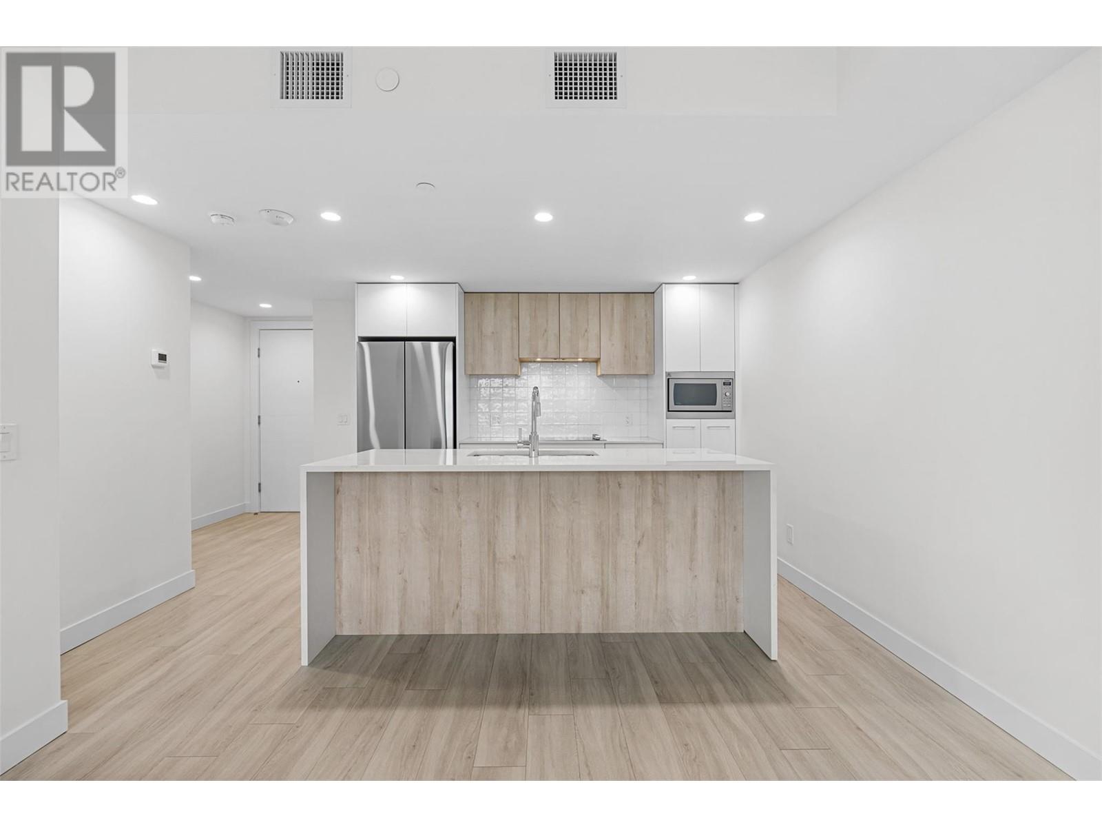 3699 Capozzi Road Unit# 1106