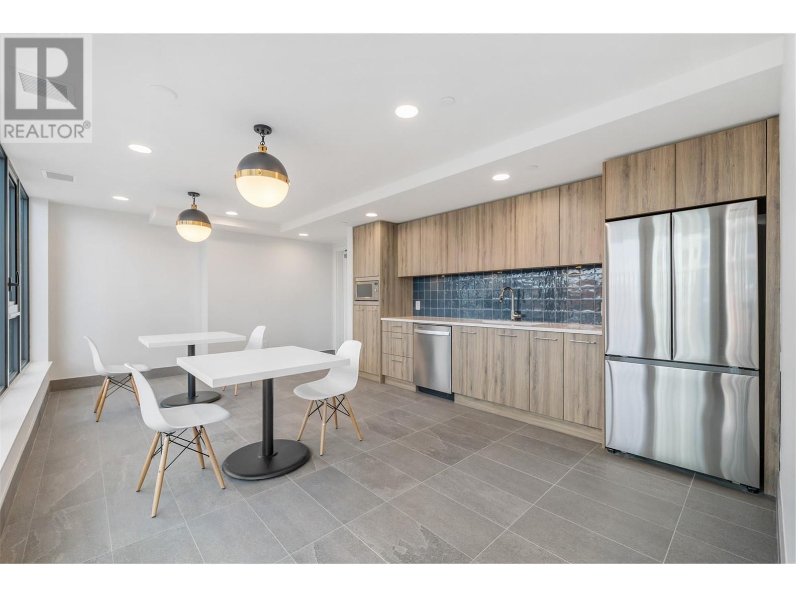 3699 Capozzi Road Unit# 1106
