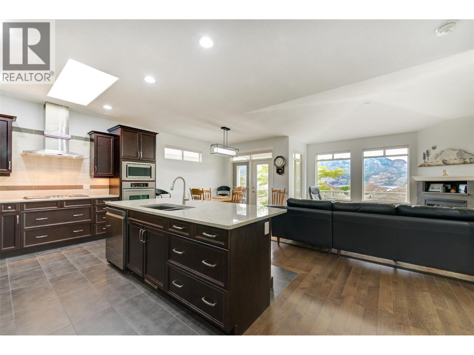4035 Gellatly Road Unit# 158