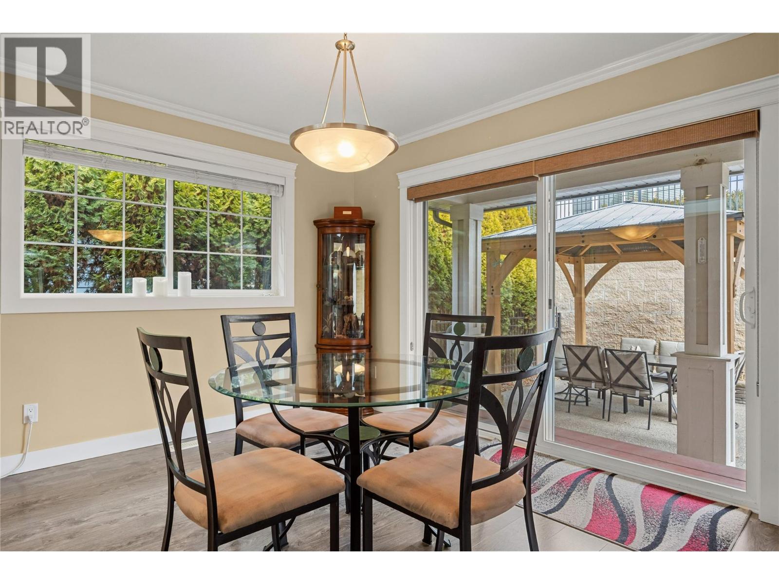 3414 Kingfisher Road