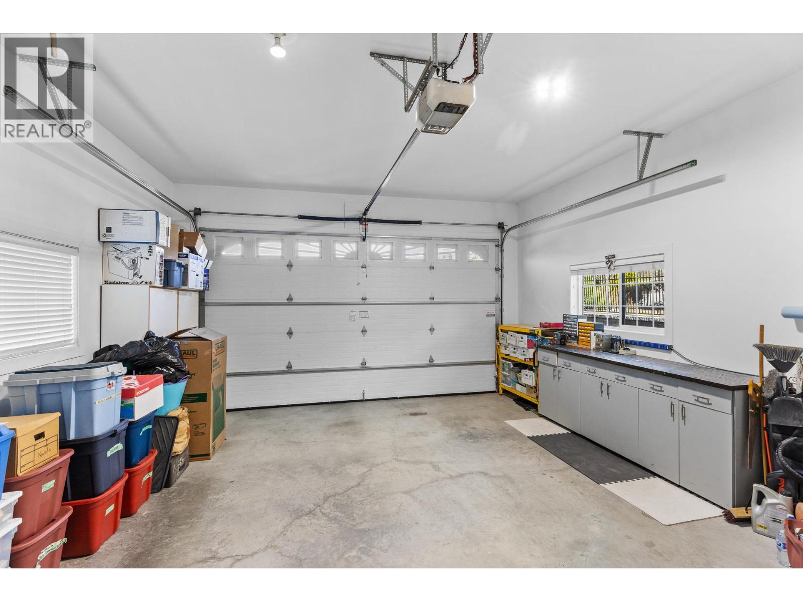 3399 Kingfisher Road